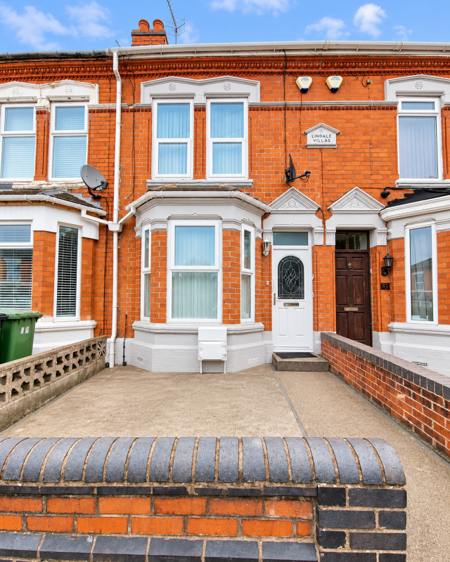 3 Bed Terraced House, Tunnel Hill, WR3