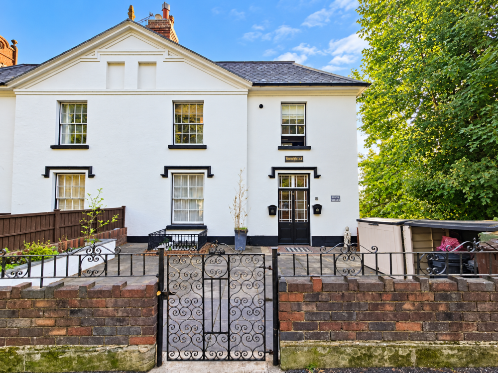 Two Bedroom Flat, Great Malvern